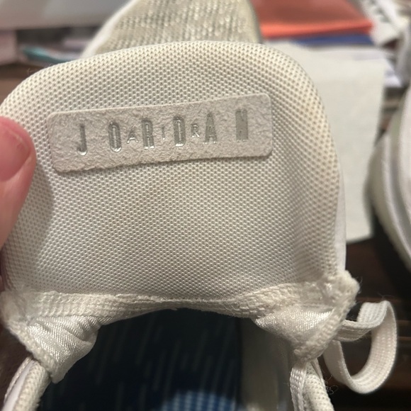 Men’s Air Jordan Basketball shoes - Picture 6 of 9